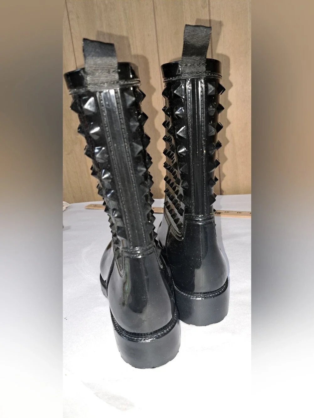 Ladies Capelli New York Black Studded Classy Rain Boot Pull On Size 9